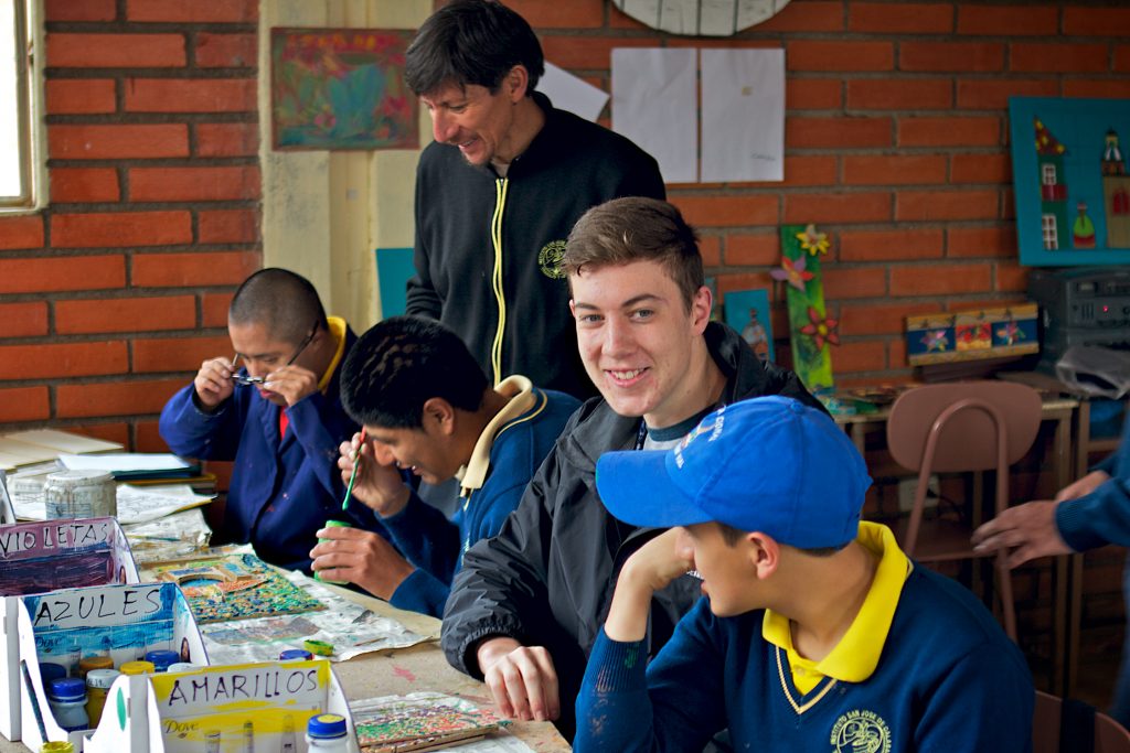 teach english on your year out in Ecuador with Lattitude Global Volunteering